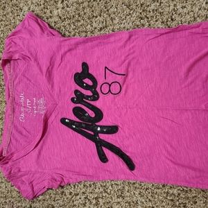 Aero Dark Pink V-neck tee